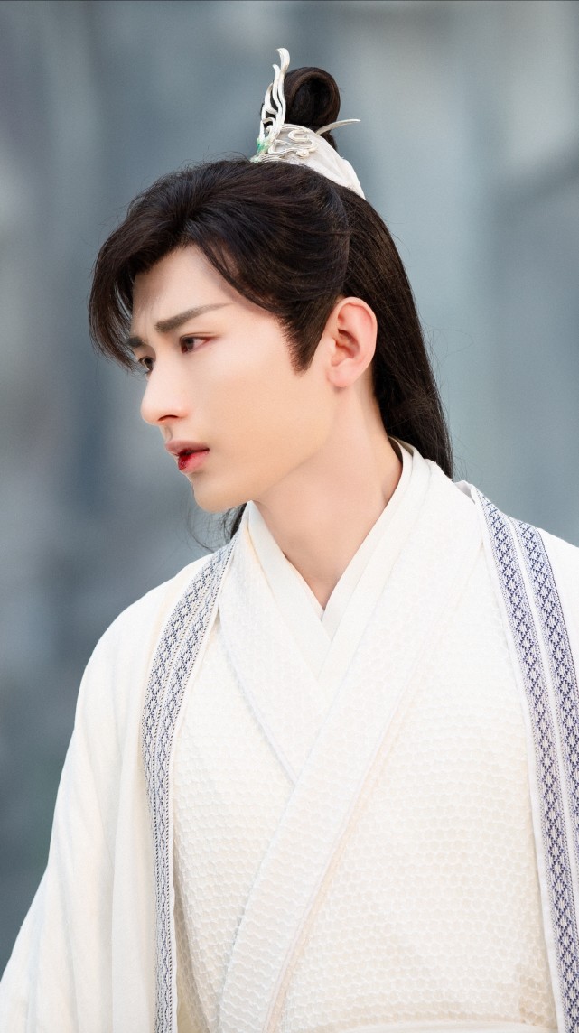 神成|原创成毅第一部作品脸又胖又圆，却特别清秀帅气，这颜值难怪会红