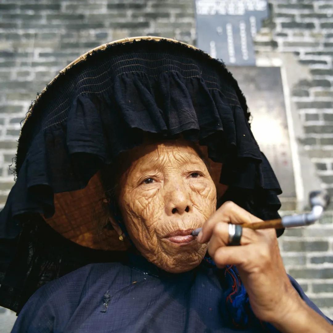 中国第一批烟民,在这里 | 地球知识局