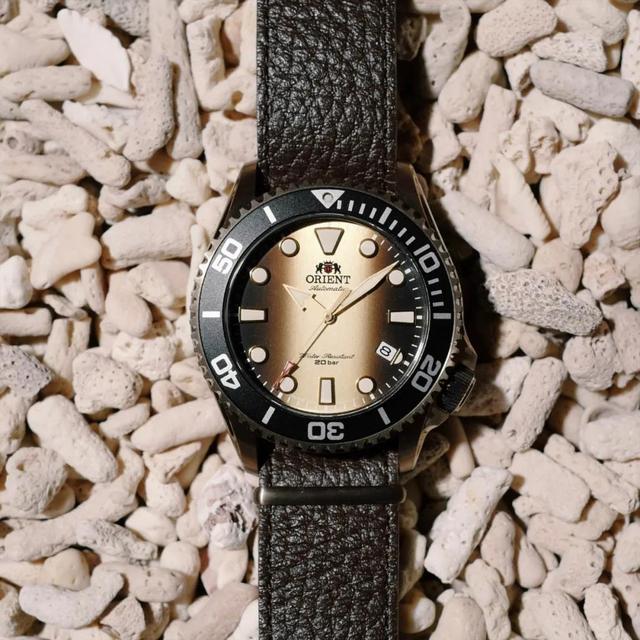 东方|东方双狮：腕表里的潮流新高度