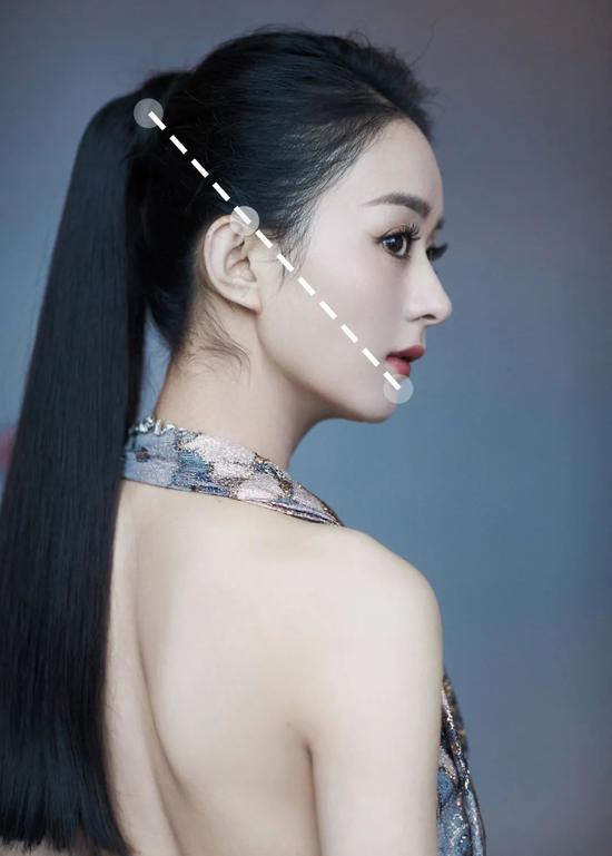 杨幂|靠一根发圈就变得又潮又粉嫩 杨幂也太会了吧