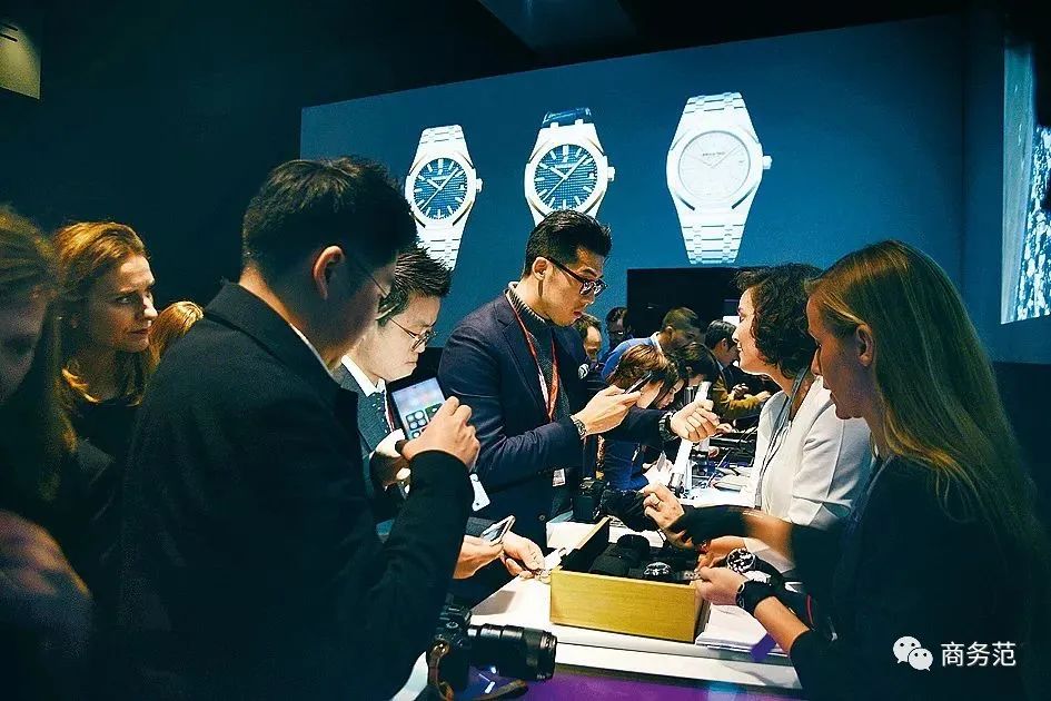 范主|为什么最近大家都在排队买奢侈品？