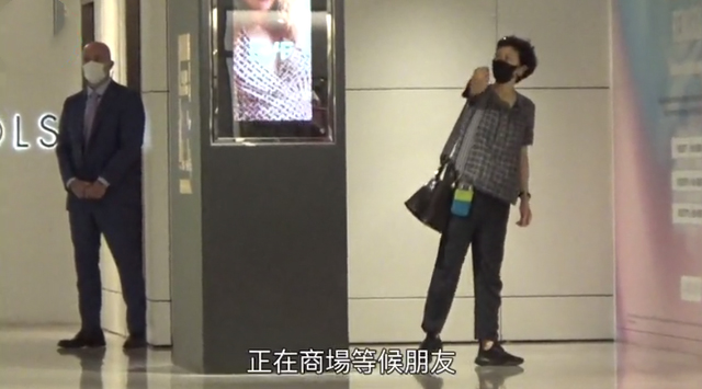 曾助|周凯旋带保镖随行气场足，曾助李嘉诚轻松化解危机，人生顺利逆袭