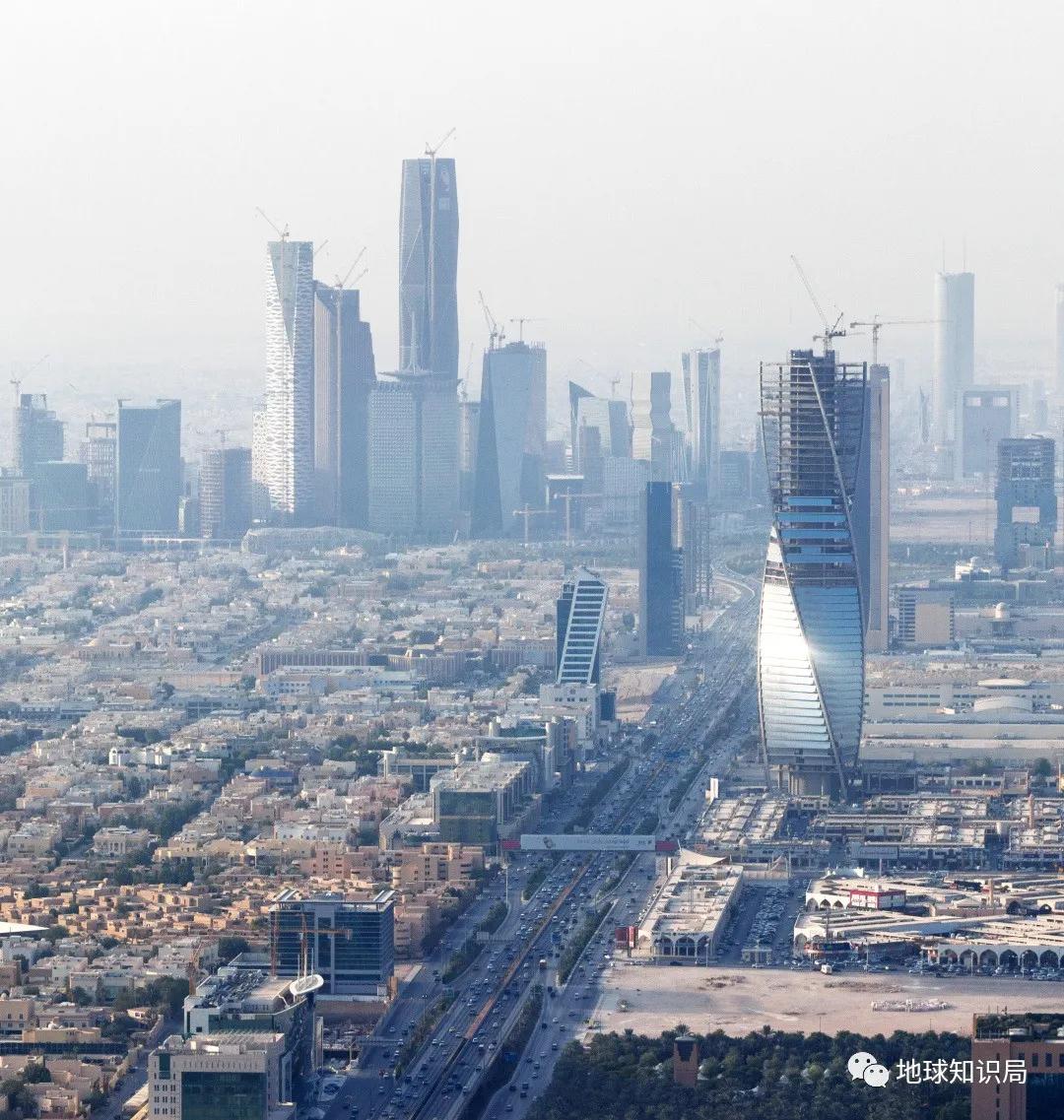 石油土豪搞核能，是钱太多了么？| 地球知识局