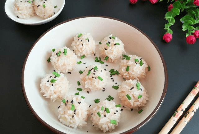 甜藕怎么做好吃视频 a3b0a884e88e440ea7f16b41bdf1d503.png