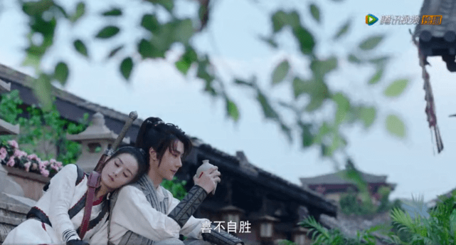 网曝赵丽颖冯绍峰即将补办婚礼,女方工作室晒行程力破谣言