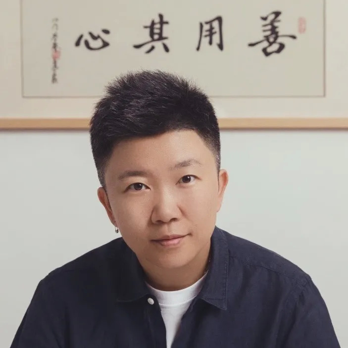 营销|一个经纪人决定去卖饮料