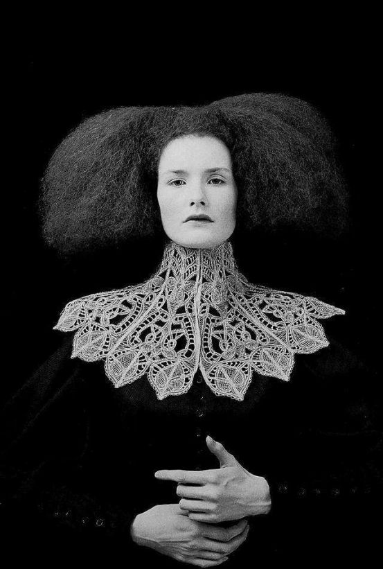 服装|设计灵感 |神秘暗黑的哥特风格