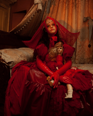 服装|设计灵感 |神秘暗黑的哥特风格