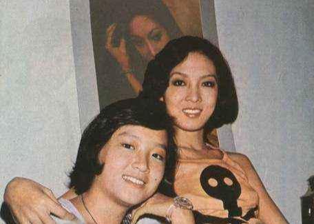 28年前的世纪婚礼，邵逸夫主持周星驰伴郎，为何