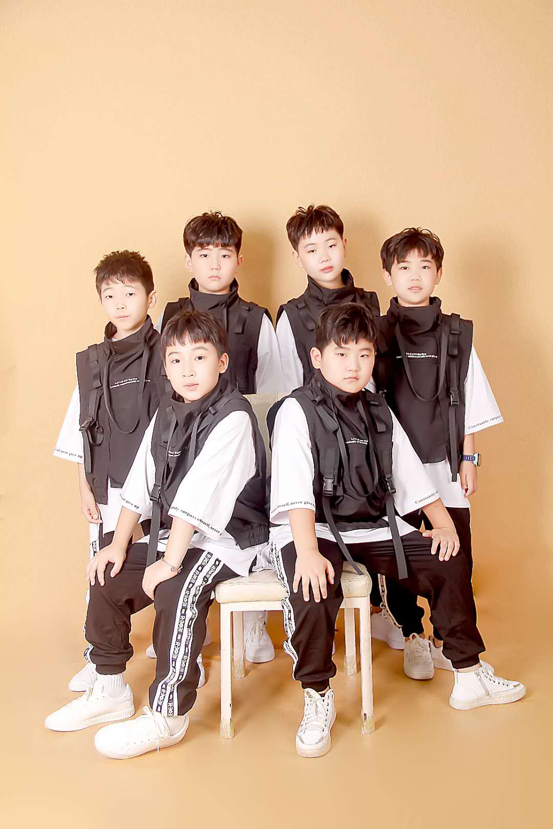 酷龙组合姜来元 8002cc8f2bc14f6695c0b2c534c5baa0.jpeg