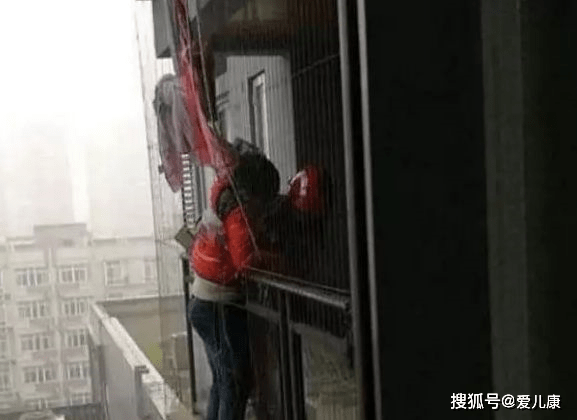 图片|难怪孩子起床气大！孩子一睡醒就哭闹、摔东西…杀伤式叫醒