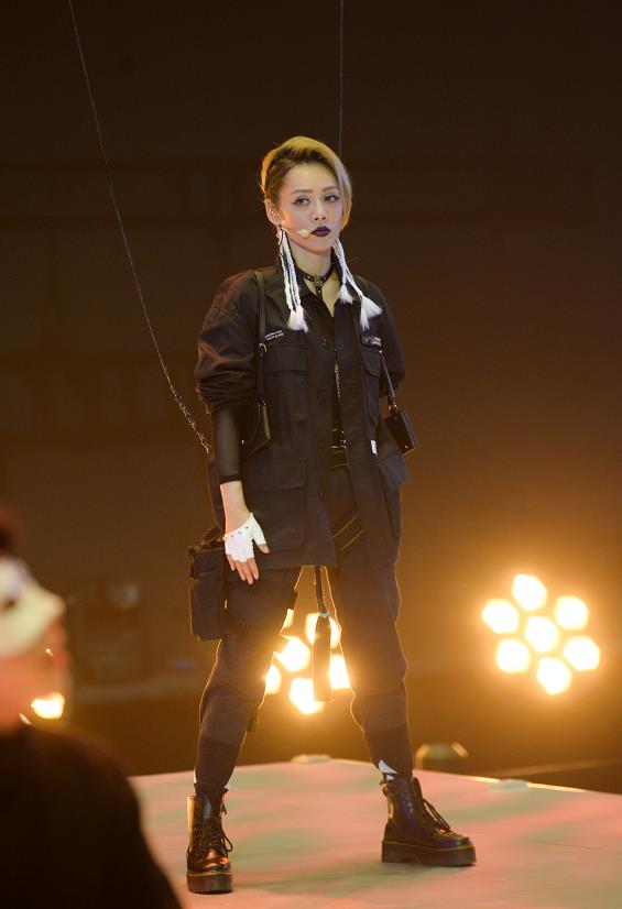 舞台|原创宁静：我就是冲C位来的，我不想遮遮掩掩！