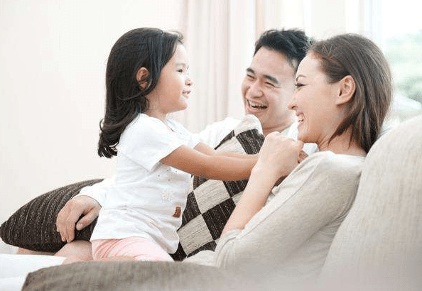 什么是家人什么是丈夫 38a0ad11682d44058e5ae205336af3f8.png