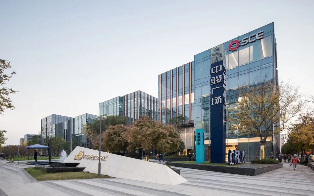 同比增长|短期债务大增近七成！千亿路上，中骏集团毛利率下降负债率攀升