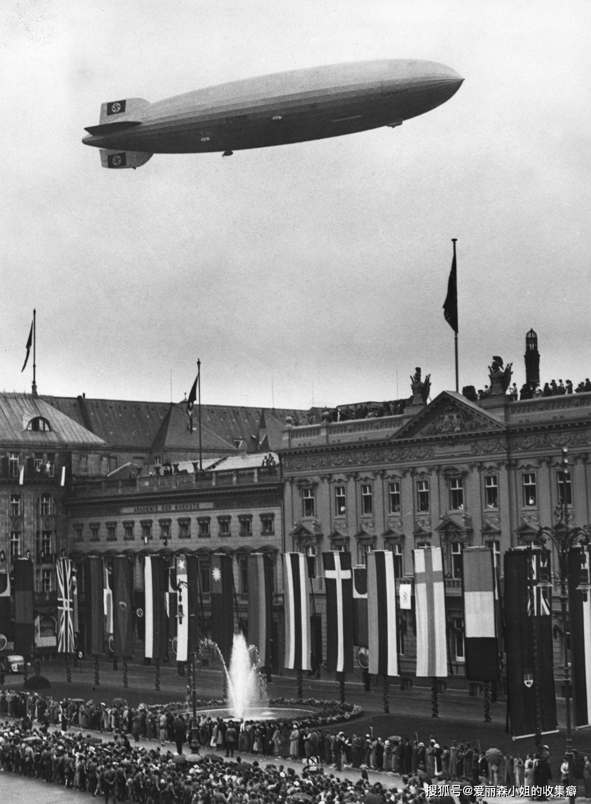 原创1937年兴登堡号大灾难:巨大飞艇34秒焚毁,飞艇载客彻底烧成历史