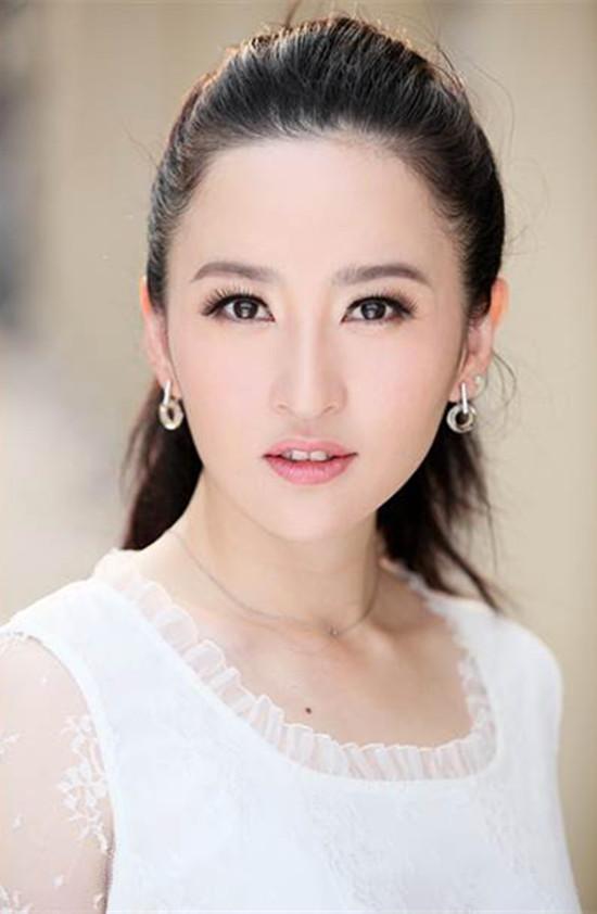 原创长得美没红的除了舒畅杨蓉还有她，如今低调当妈，钟汉良也夸她