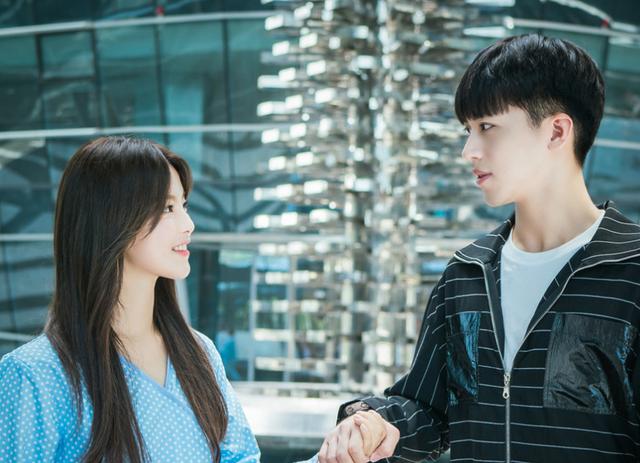 网剧家族荣耀之继承者定档 7ae669e7ecd34066905ce34c7027b5cf.jpeg