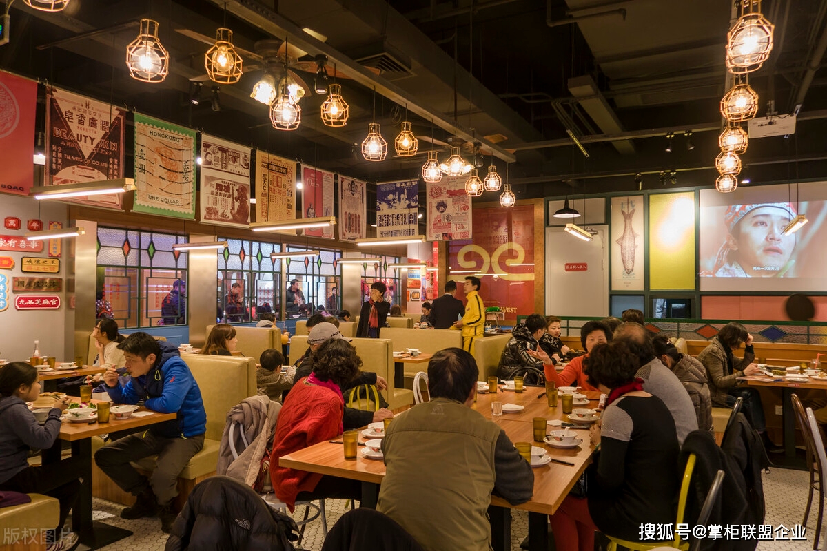 深圳餐饮发出“堂食开放令”，网红餐厅爆满了吗？_南方plus_南方+