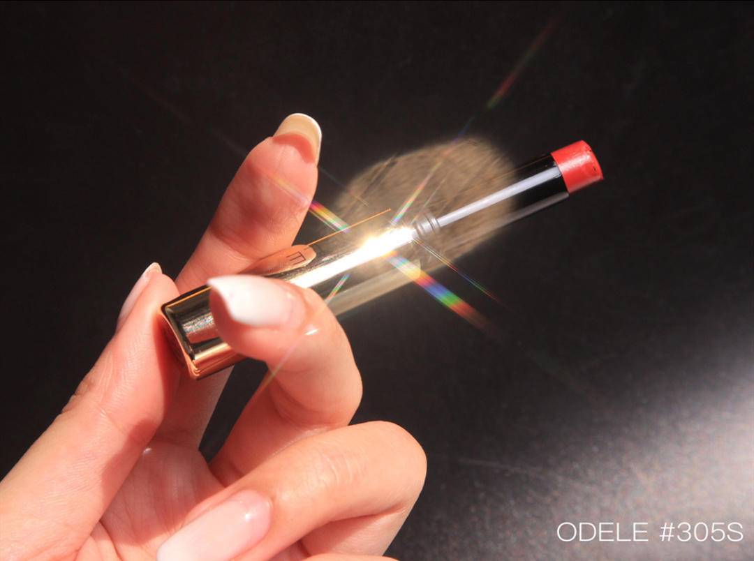 枫色|在这个慵懒限定的季节，将秋天的枫色抹在唇上