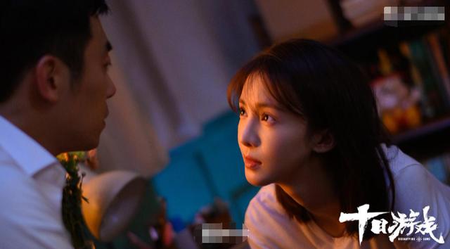 夏天|鹿晗、AB靠悬疑剧逆转？流量的危机觉醒路上，他们才摸到小手指