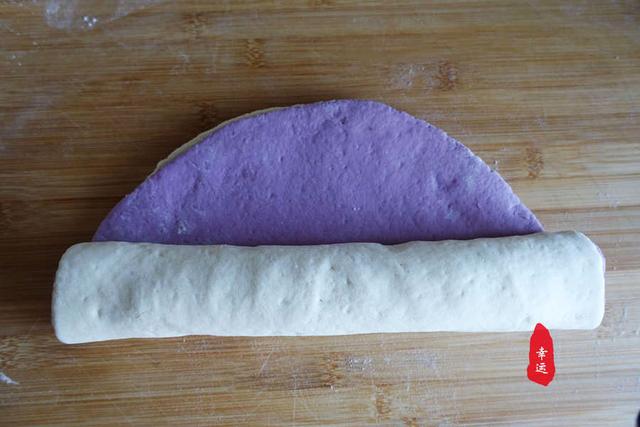 风车|蒸出来的花式馒头，像个风车又像是一朵花用一个紫薯
