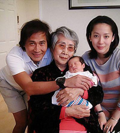 深爱王祖贤15年的齐秦,为何对小24岁妻死心塌地?