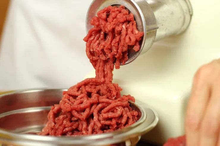 怎么用微波炉解冻肉给猫吃
