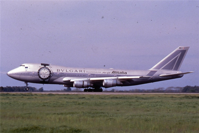 日内瓦|劳力士蚝式恒动的马卡龙色，是“跟风”日内瓦钟表日？