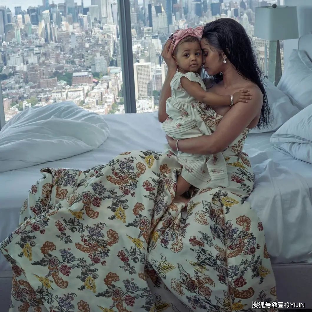 来源|不会打鸣的脱衣舞娘不是好Rapper!卡老师的入党申请书我们已经收到了,Skrr~