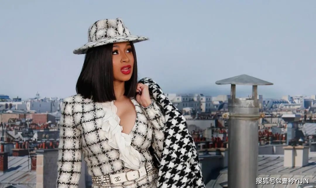 来源|不会打鸣的脱衣舞娘不是好Rapper!卡老师的入党申请书我们已经收到了,Skrr~