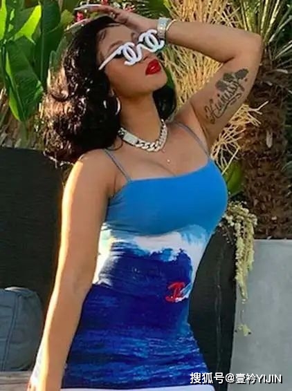 来源|不会打鸣的脱衣舞娘不是好Rapper!卡老师的入党申请书我们已经收到了,Skrr~