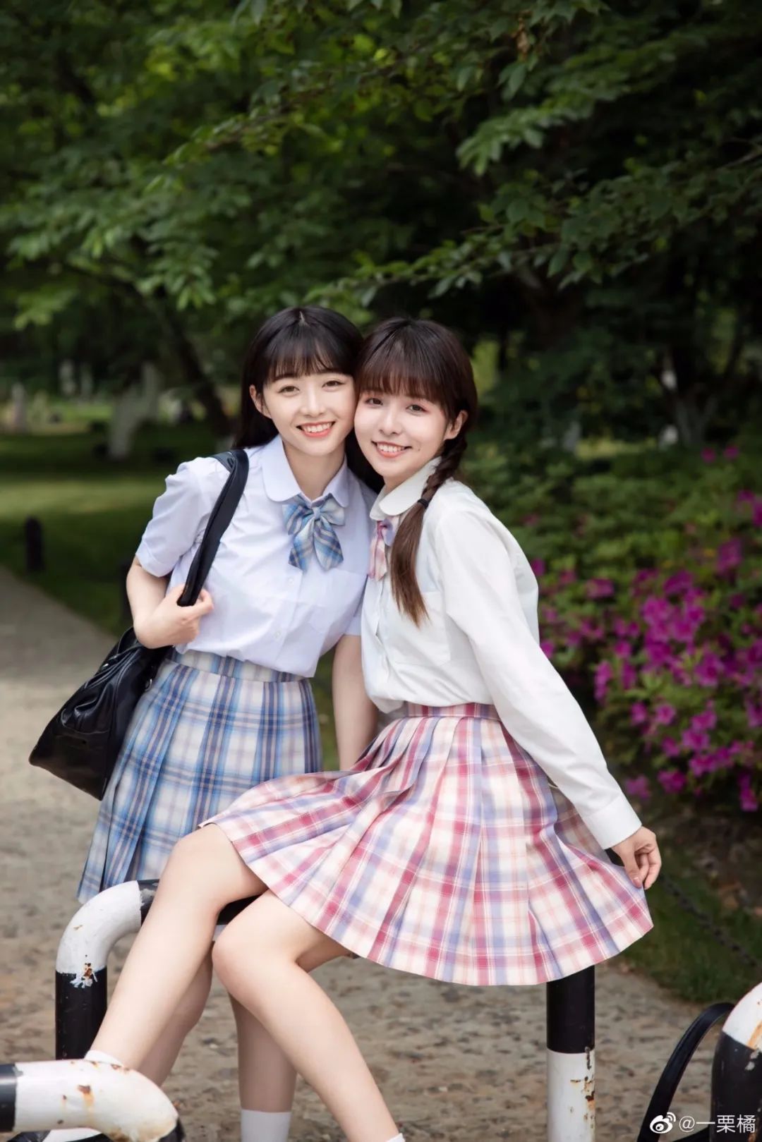 jk校服少女的裙摆