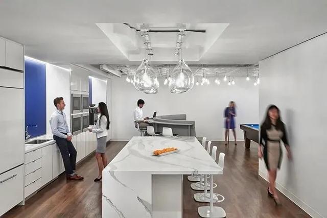 贝茨怀特|简约优雅,光影流动,这个办公室设计太有艺术感了