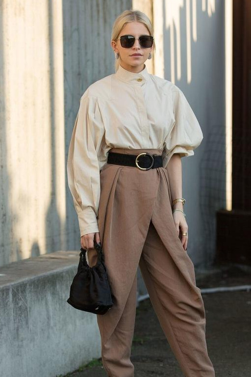 感觉|最近流行“秀色可餐”式穿搭！燕麦杏仁奶油色，温柔简约又高级