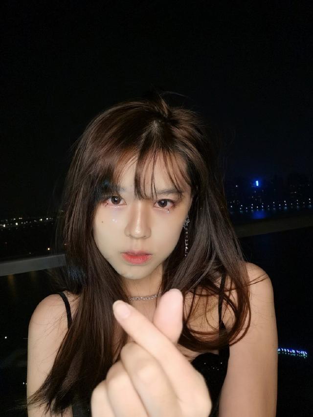 直播|原创沫子和陈赫吃鸡,沫子和路人吃鸡,看到沫子的表情,差距好大!