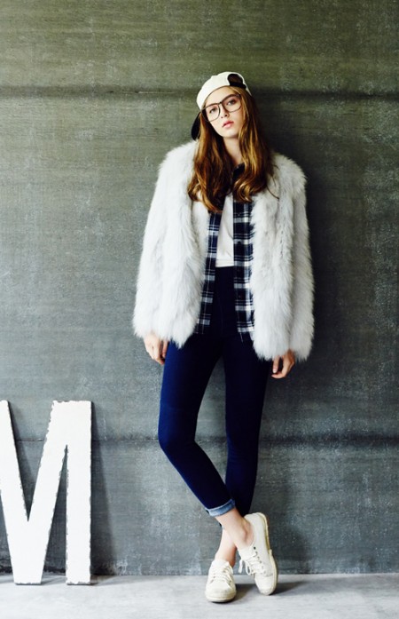 女装|带来轻奢精简的全新体验 薇雅女装成就女性与服装最好的约定