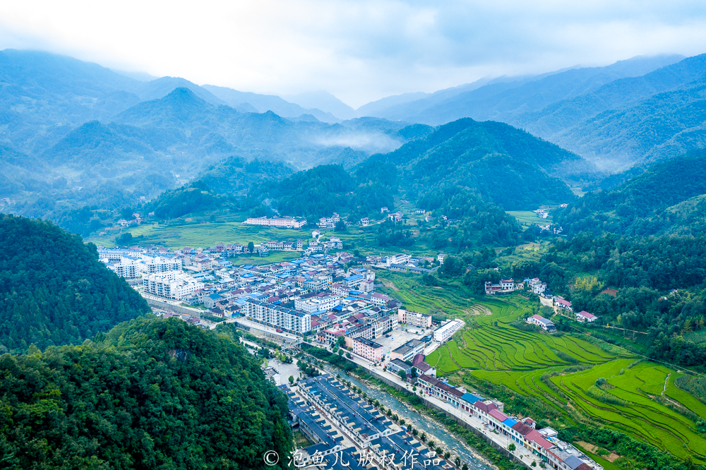 少女|陕南农村发现百年贞节牌坊，15岁少女守寡70年，这事你咋看？