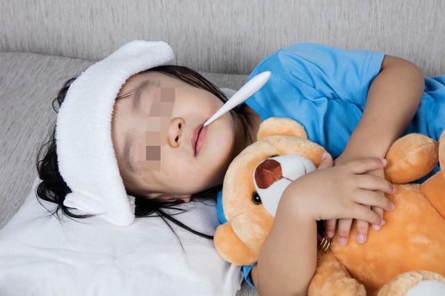 危机|有这几个表现，说明是身体的预警宝宝的睡眠情况暗藏“危机”