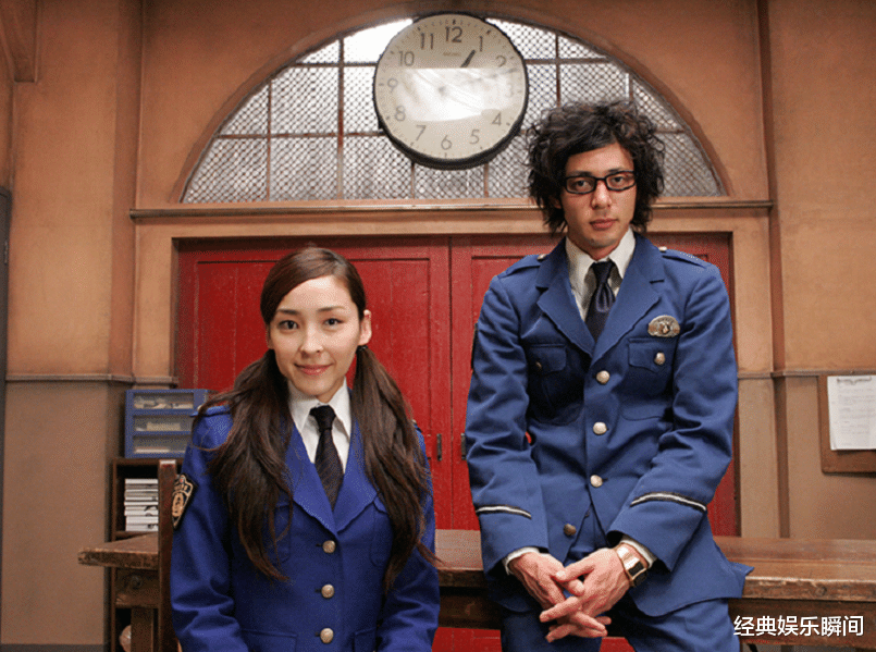 《时效警察：开始了》，在悬疑中加入冷笑话，在闹腾中深藏感动