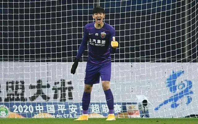 穆伊首秀进球,上海上港险胜武汉卓尔,守门员颜骏凌建功