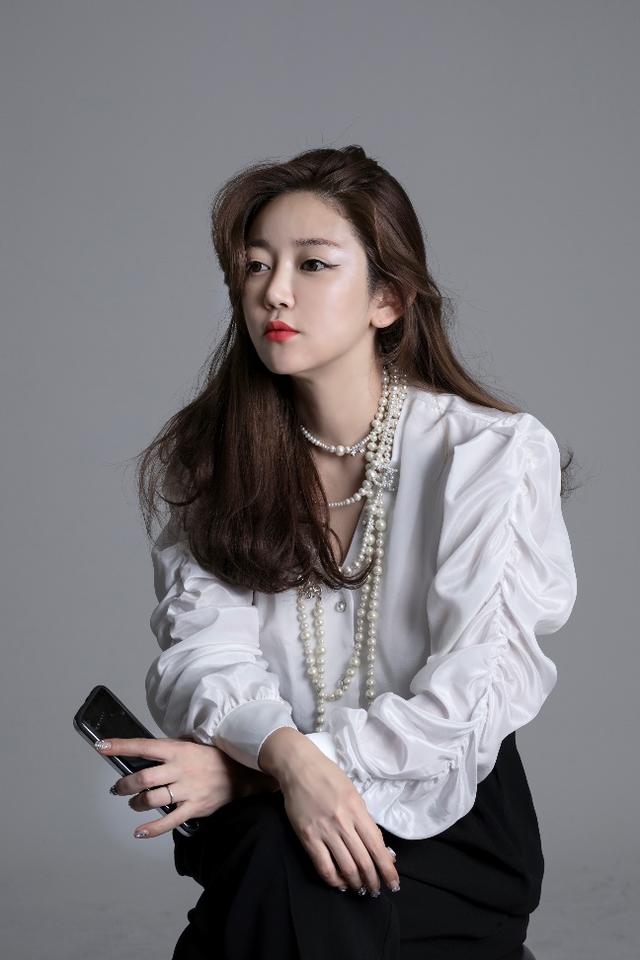 设计|高端时装品牌DINT，个性设计展现女性自然之美