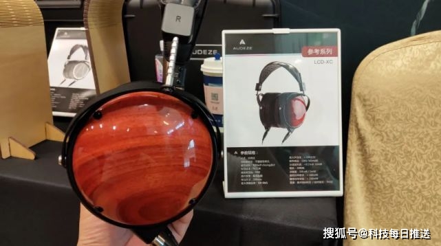 HiFiMAN|30万的耳机，听起来什么感觉？