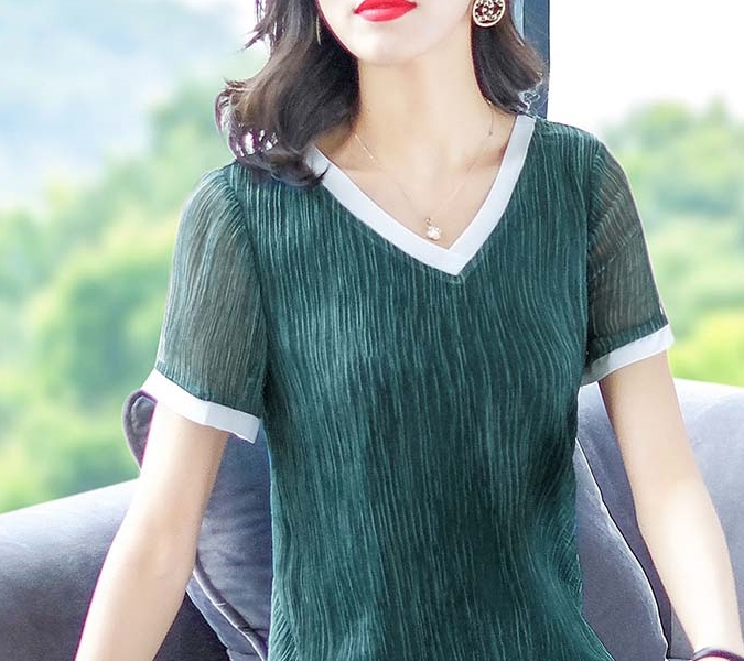 上身|各种身形如何选择连衣裙，掌握方法很关键，给你浓浓女人味