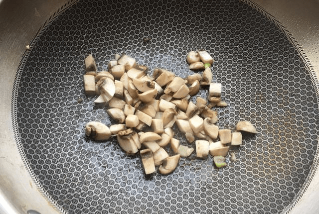 e2d6b124016c42efbfa1025b76681000.png
