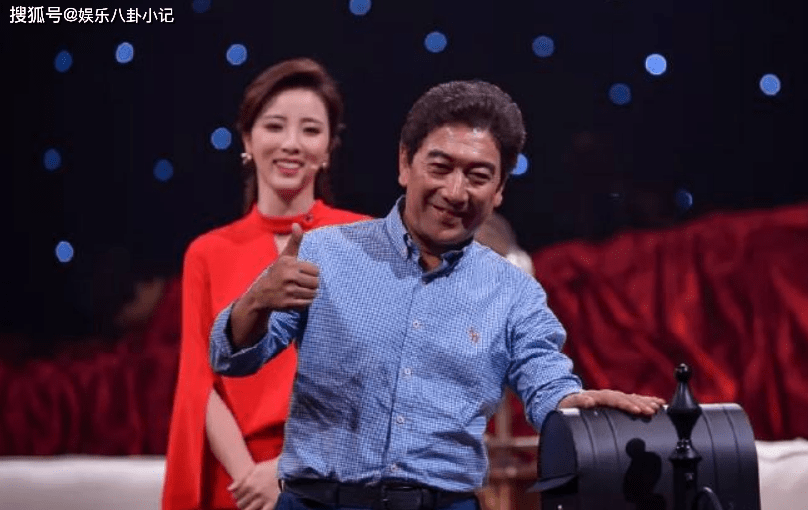 央视名嘴水均益:与瘫痪发妻离婚 获女儿力挺 养智残哥哥16年