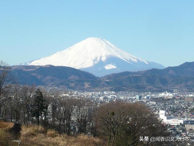 适合初次登山的日本关东地区十个最佳登山地:离车站近,高度适宜