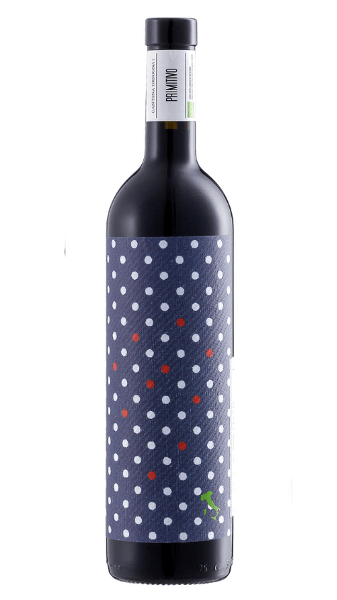 月蓝-沛奇红葡萄酒品牌亮点葡萄酒采用生物动力法，获得德米特有机认证。15青田六合贸易有限公司主营西班