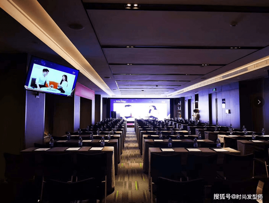 护理|钟春华老师专访：绽放最美的自己