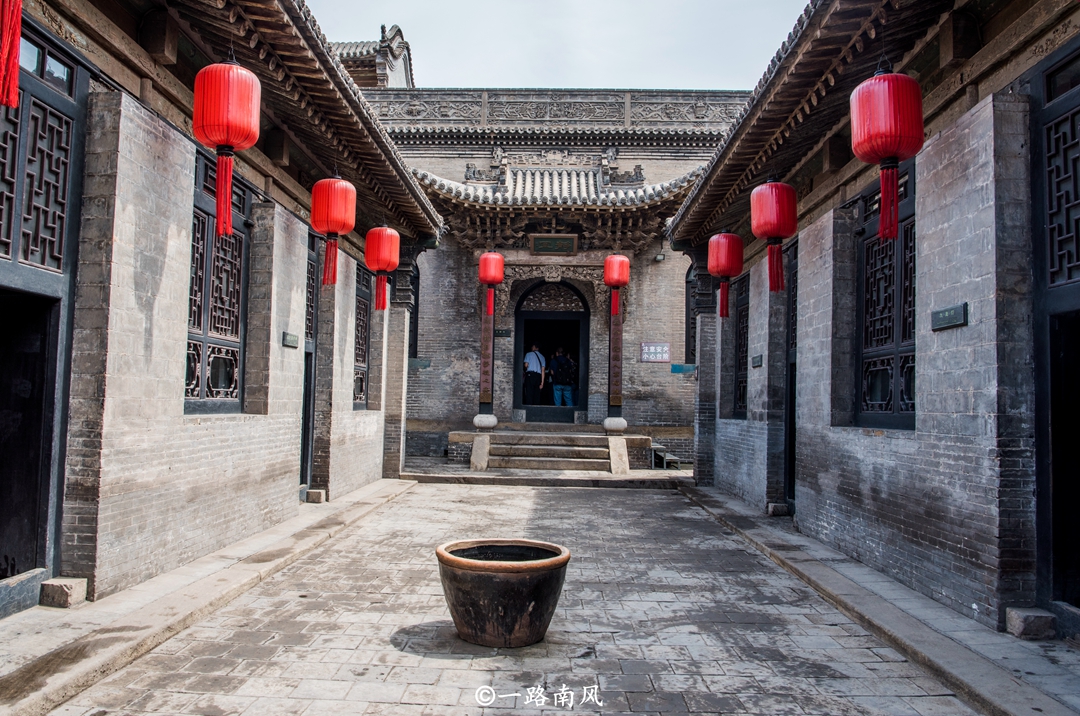 乔致庸|山西第一大院，主人比司马懿还长寿，一生娶过六个老婆，都不是妾