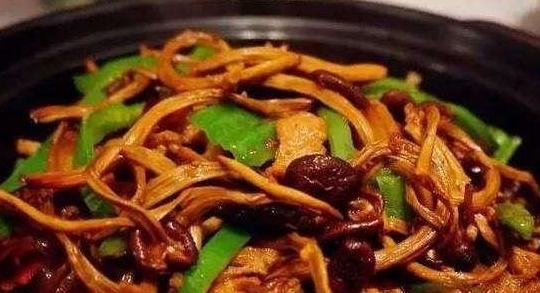 米粉蒸肉的做法大全家常菜窍门 594051b8661a424da065fd1420533844.jpeg